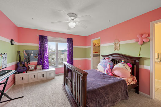 34_18637_Overland34_mls