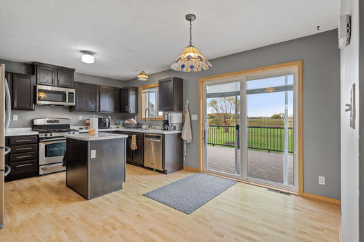 11_14127_Furuby11_mls