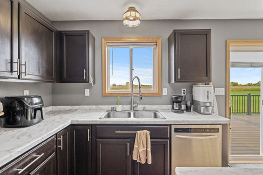 15_14127_Furuby15_mls