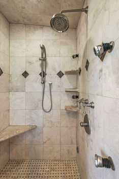 62_2890_Autumn_Woods62_mls