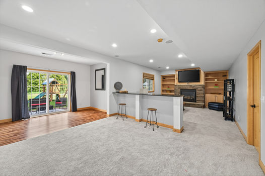 37_2253_130th_Ct_NE37_mls