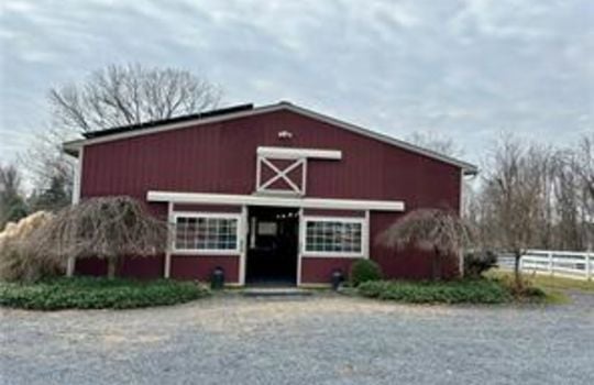 barn 2