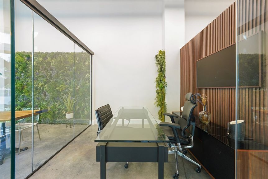 12-web-or-mls-S 12th St 2-1104-012