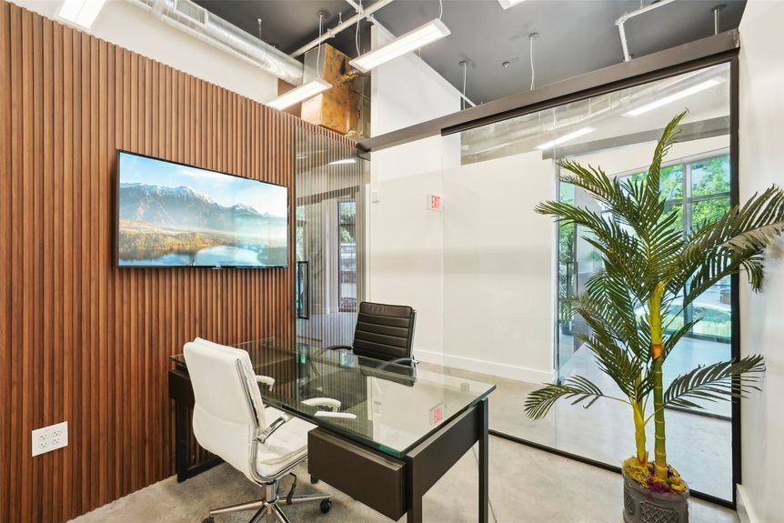 29-web-or-mls-S 12th St 2-1104-029