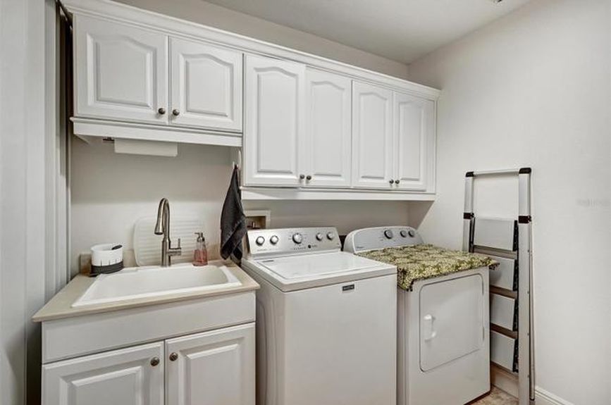 genMid.TB8496957_32_0