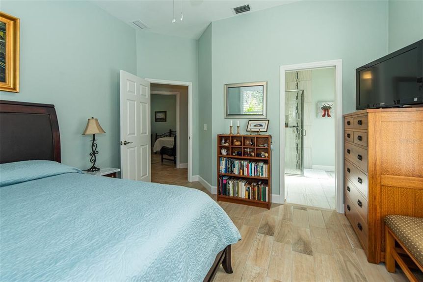 10 Roma Court Gallery IMG 22