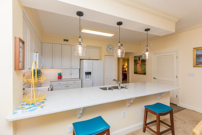 60 Surfview Dr Unit 818 Palm-print-006-016-453A5678-4000×2667-300dpi