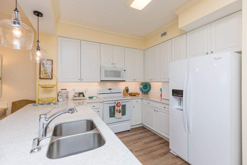 60 Surfview Dr Unit 818 Palm-print-007-007-453A5679-4000×2667-300dpi