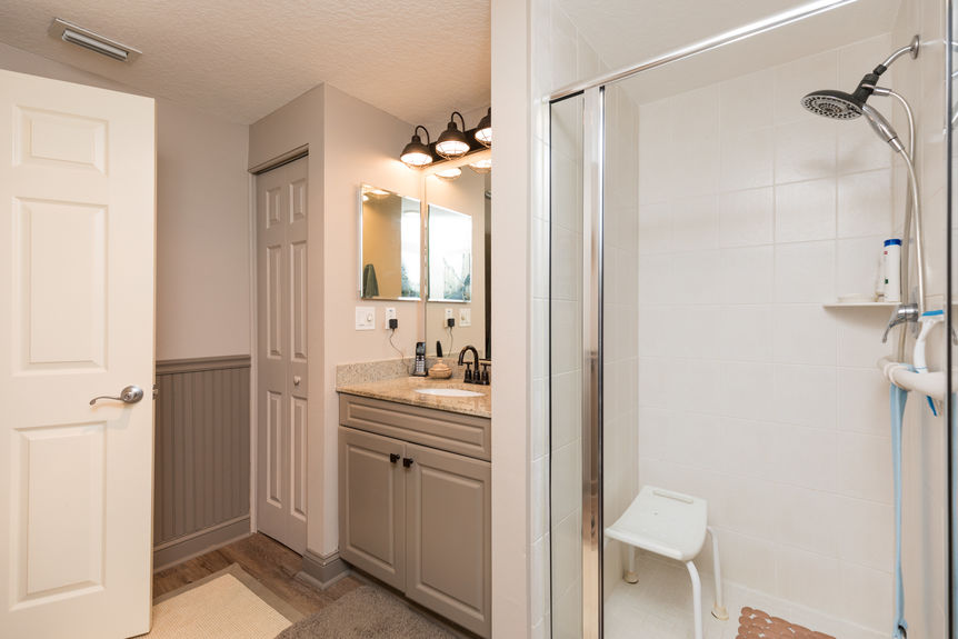 60 Surfview Dr Unit 818 Palm-print-035-028-453A5702-4000×2667-300dpi