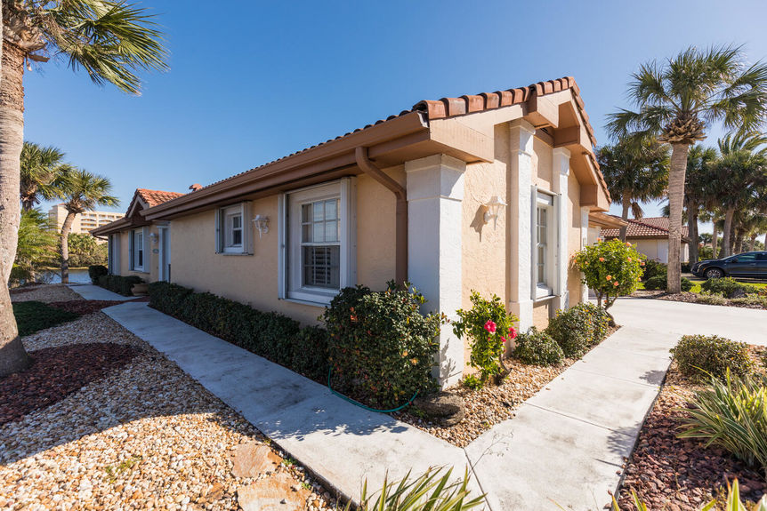 18 San Miguel Ct Palm Coast FL-large-004-042-453A6811-1500x1000-72dpi