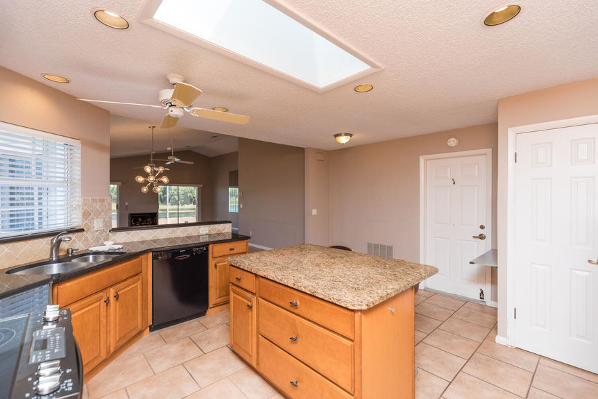 18 San Miguel Ct Palm Coast FL-large-008-019-453A6819-1500x1000-72dpi