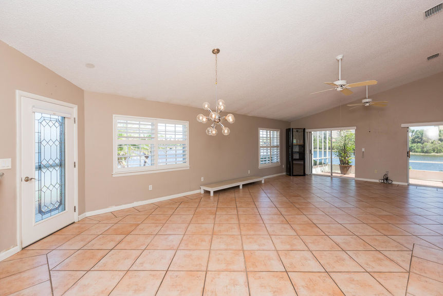 18 San Miguel Ct Palm Coast FL-large-015-004-453A6844-1500x1000-72dpi