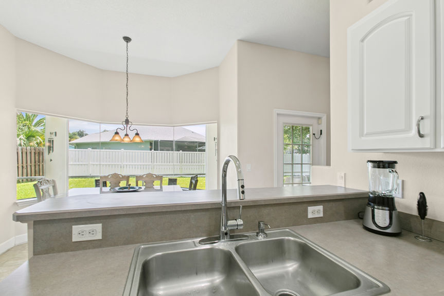 34 Westchester Ln Palm Coast-print-015-041-Westchester-2121x1414-300dpi