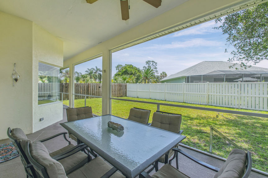 34 Westchester Ln Palm Coast-print-035-021-Westchester-2121x1414-300dpi