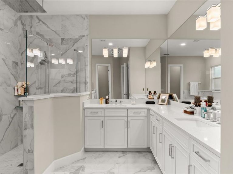 60-29 Old Oak Dr S (60 of 65)