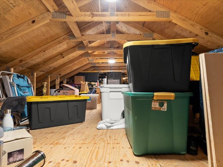 64-29 Old Oak Dr S (64 of 65)