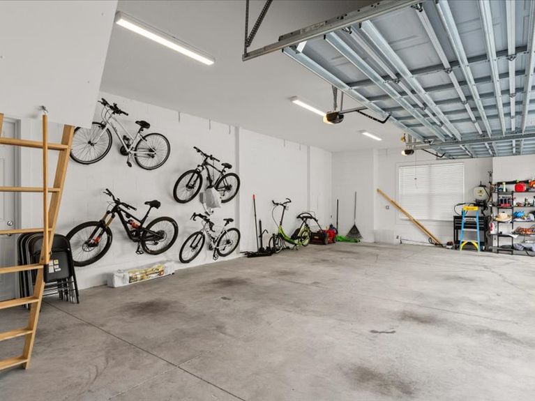 65-29 Old Oak Dr S (65 of 65)