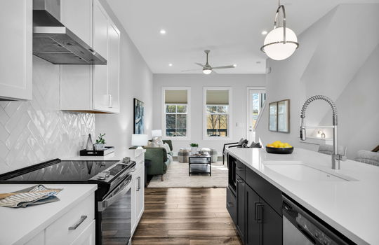 942 Spencer Ave Kitchen1