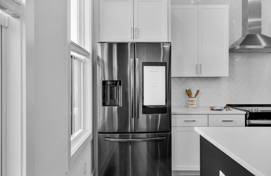 942 Spencer Ave Kitchen7