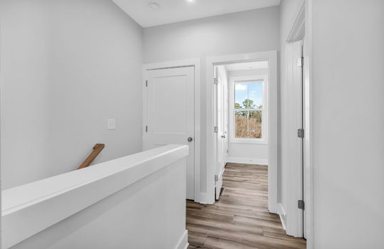 942 Spencer Ave Hall1