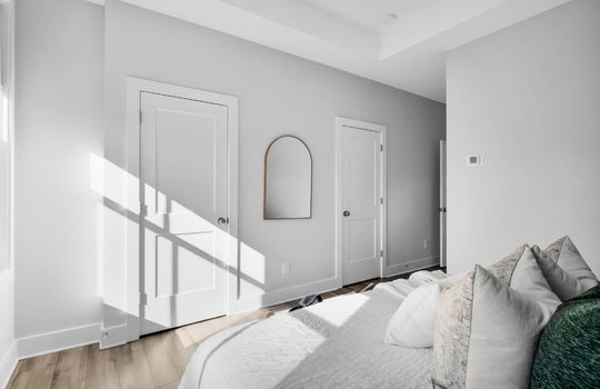 942 Spencer Ave Primary Bedroom3