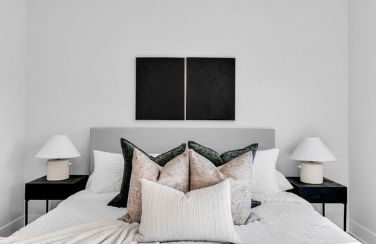 942 Spencer Ave Primary Bedroom2