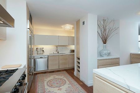 01839E14-54AF-4ECF-AC6B-F879105D8268_1800x1200