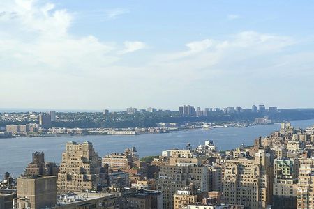 504CC636-F0A4-46E3-89A5-FB3AE81CD8E6_1800x1200