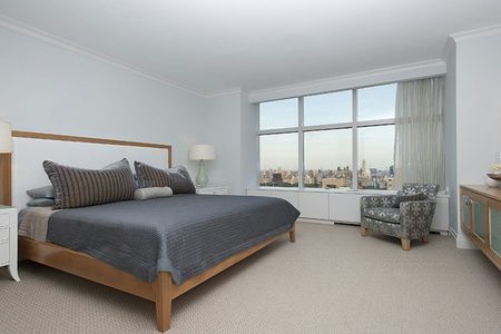 65DFE397-AF35-4B48-A1EC-2548F1F5EE55_1800x1200