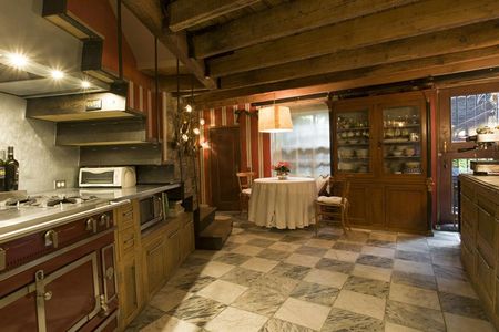 6CC0A387-E7D5-4BE1-A133-2FCAC2DF4877_1800x1200