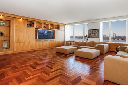 842A4C98-4098-48C4-9326-70DD9253A658_1800x1200