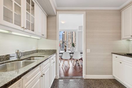 B46E7B73-92AF-76E4-8BE1-DB4396E5A108_1800x1200