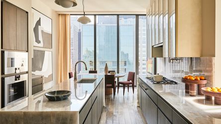 CH_ASH_Staging_111_W_57_NYC_031A-2-1280&#215;720