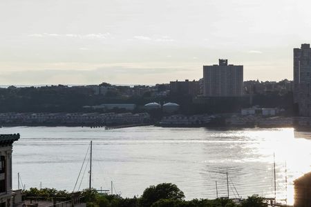 05e9b81a-b265-40d1-bd37-81b294b0cf81_1800x1200