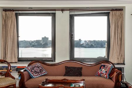 0e127fc6-9f32-4062-8c64-f60fd969699b_1800x1200