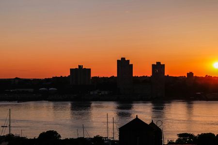 10c63586-ec95-45a9-b93a-500734b1c9c0_1800x1200