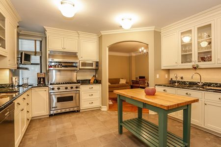 278ca60f-5f7d-4536-a05a-1f630c4eedc8_1800x1200