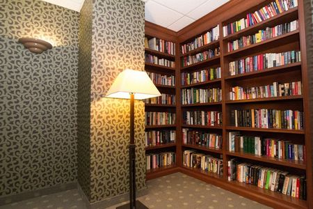 68a8bcd8-db65-493b-9369-ab04a19c02ef_1800x1200