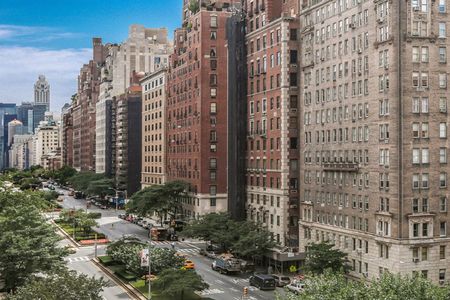 e4c79706-485d-4d93-83d6-9765cfc8c94c_1800x1200