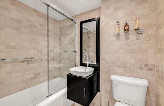 169 e 69 #19A Bath1