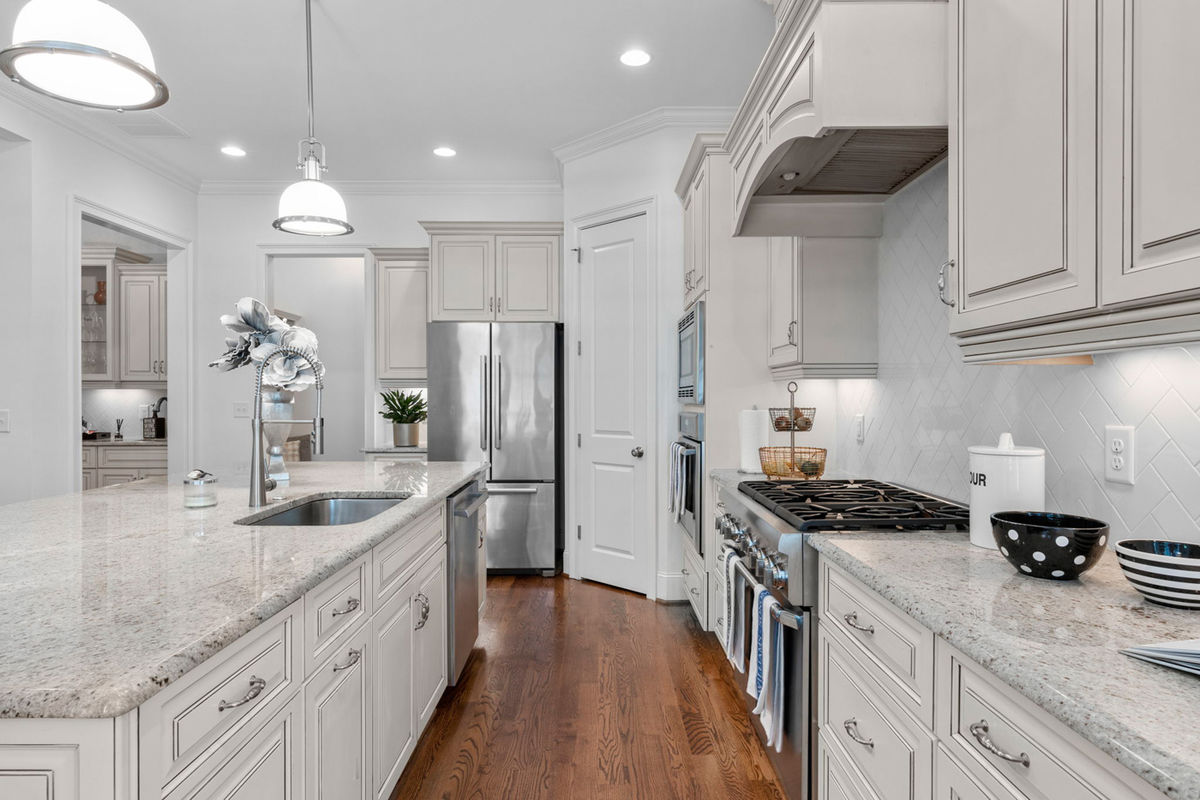 Caul Group-103 Pember Pl-19