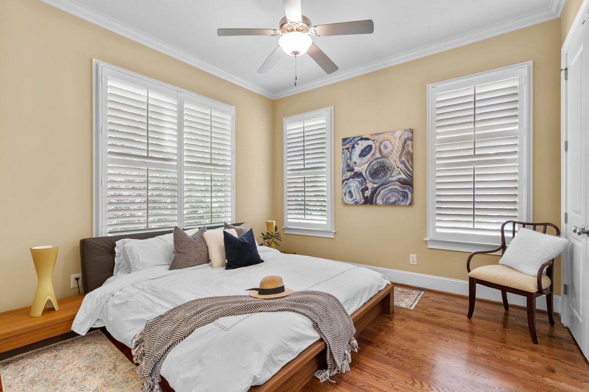 Caul Group-103 Pember Pl-23