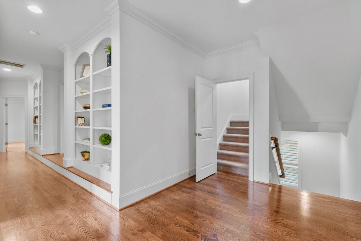 Caul Group-103 Pember Pl-24