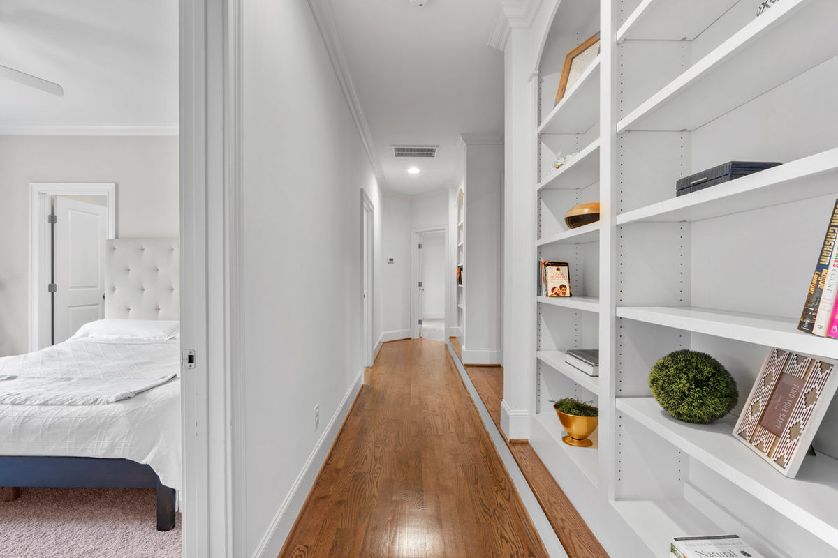 Caul Group-103 Pember Pl-25