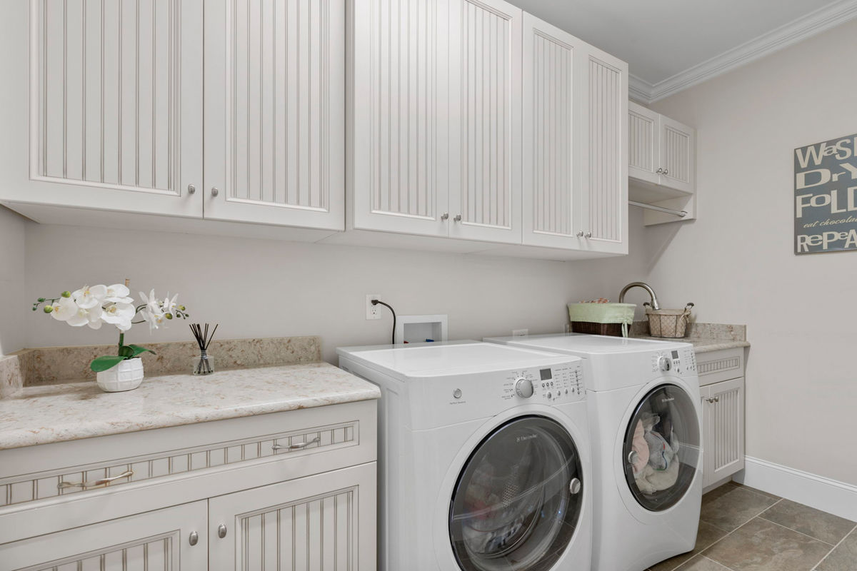 Caul Group-103 Pember Pl-36