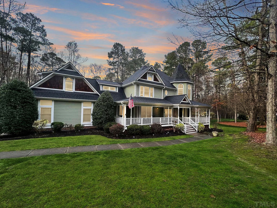 Caul-Group-103-Picturesque-Lane-1-twilight