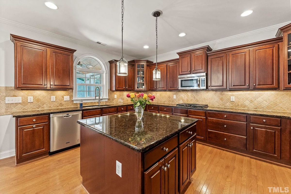 Caul Group-104-Tamarak-Wood-Court-15