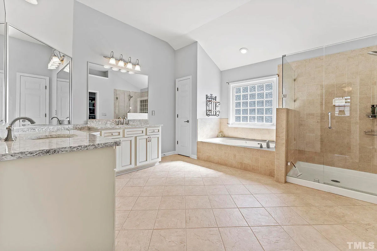 Caul Group-104-Tamarak-Wood-Court-28