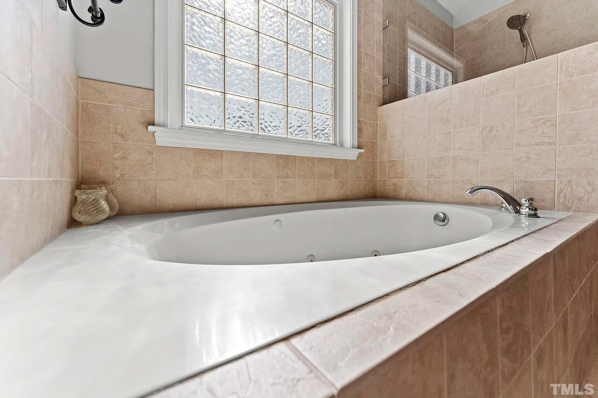 Caul Group-104-Tamarak-Wood-Court-31