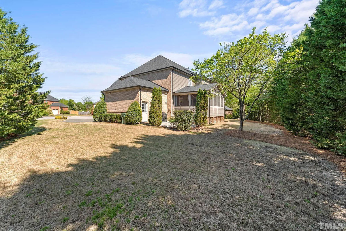 Caul Group-104-Tamarak-Wood-Court-38